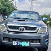 Toyota Hilux 2011 Black for sale
