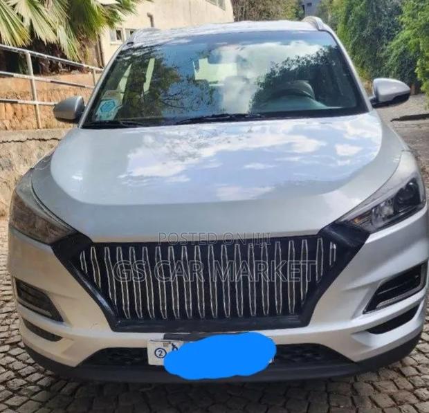 Hyundai Tucson Value FWD 2020 Silver