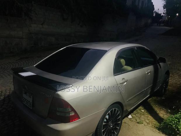 Toyota Corolla Sedan Automatic 2003 Gold