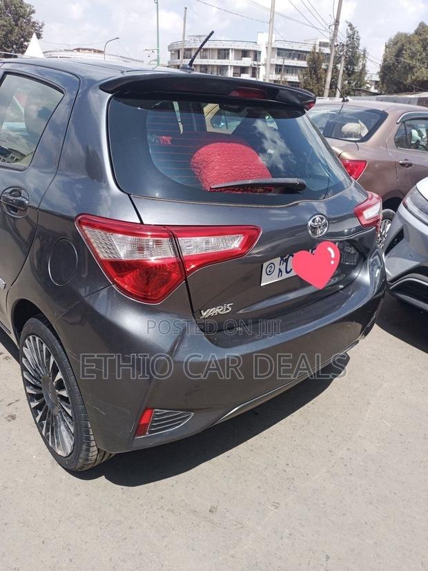 Toyota Yaris 2020 Black