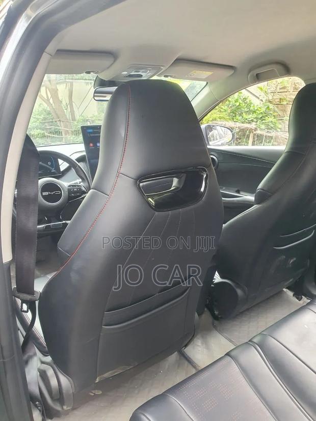 BYD E2 43 kWh 94 hp FWD 2024 Gray