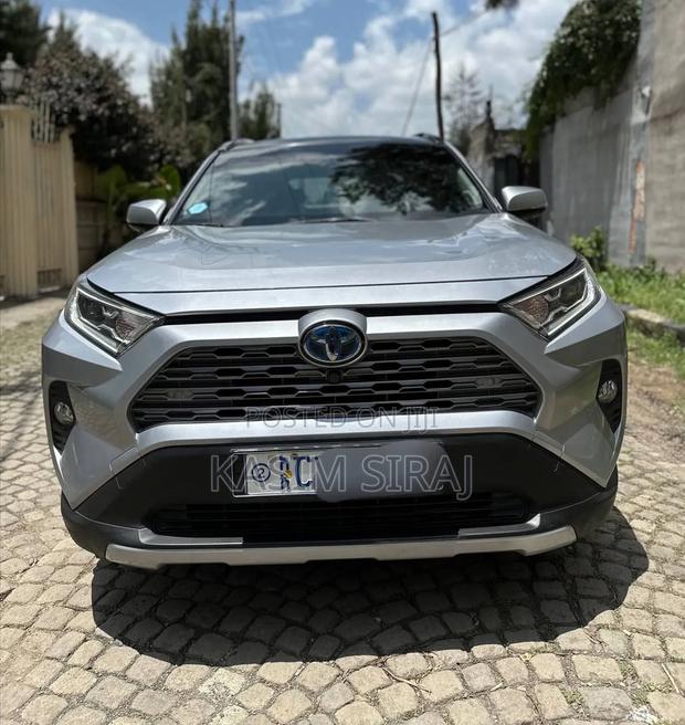 Toyota RAV4 2020 Silver