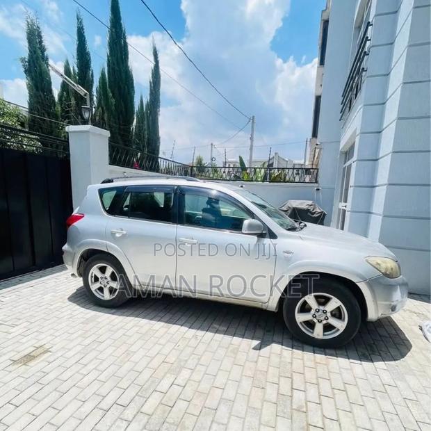 Toyota RAV4 2007 Silver
