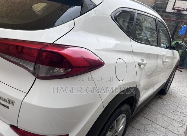 Hyundai Tucson 2018 White