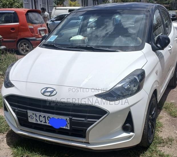 Hyundai i30 2022 White