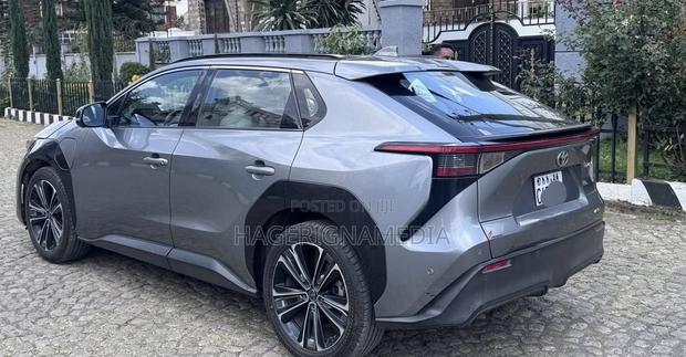 Toyota bZ4X 2022 Gray