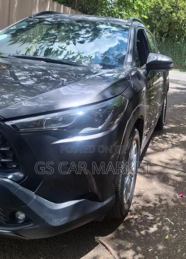 Toyota Corolla Cross Hybrid 2023 Gray