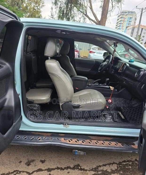 Toyota Tacoma 2019 Gray