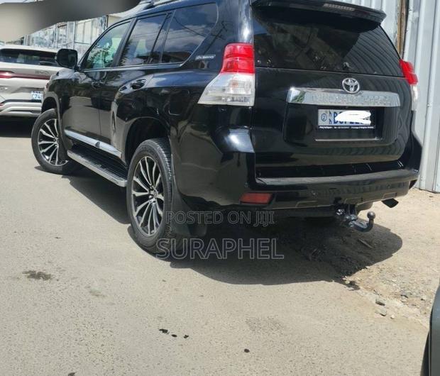Toyota Land Cruiser Prado 3.0 TD 2013 Black
