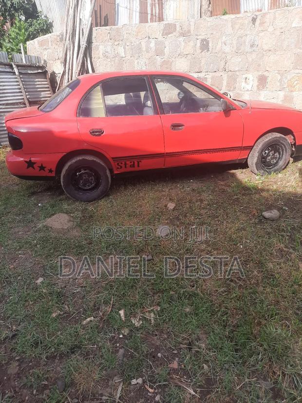 Hyundai Accent 1995 Red