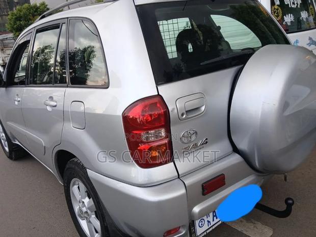 Toyota RAV4 2005 Silver
