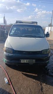 Toyota HiAce Siyaya 2004 White for sale