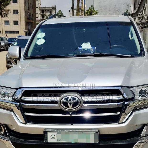 Toyota Land Cruiser 2019 Silver