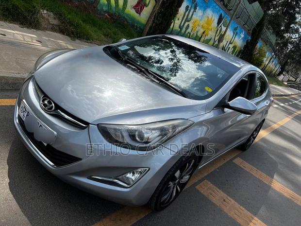 Hyundai Avante 2015 Gray