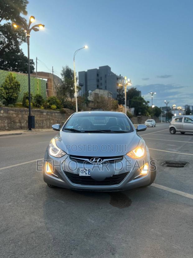Hyundai Avante 2014 Gray