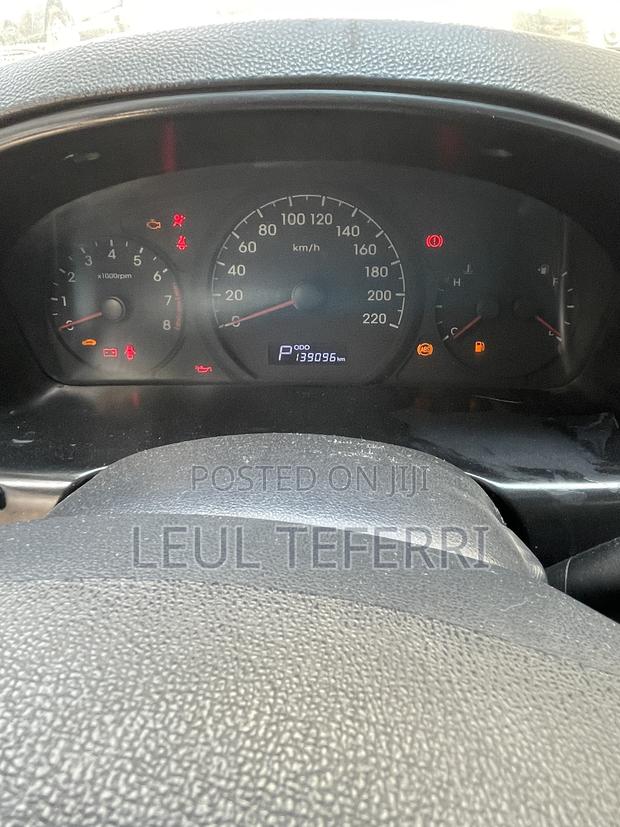 Hyundai H1 2015 Gray