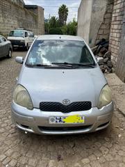 Toyota Vitz 1.0 FWD 5dr 2002 Silver for sale