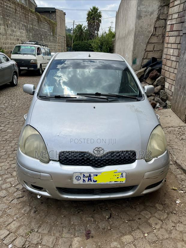 Toyota Vitz 1.0 FWD 5dr 2002 Silver