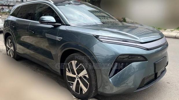 BYD Tang EV 2025 Blue