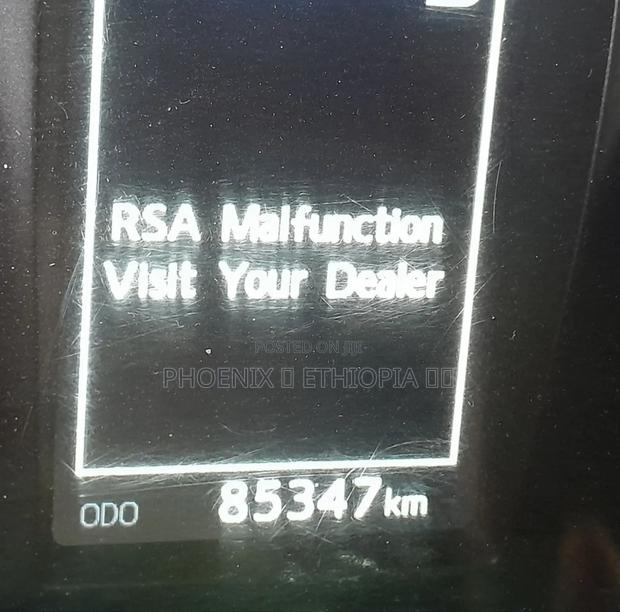 Toyota Hilux 2019 Gray