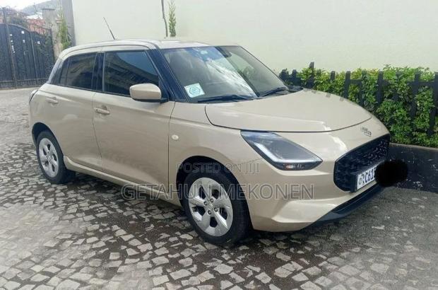 Suzuki Swift 2025 Beige