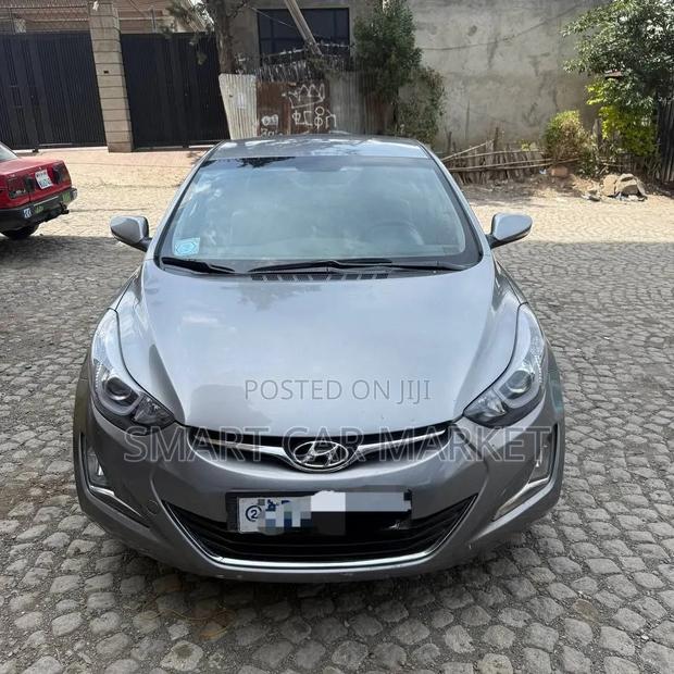 Hyundai Avante 2015 Gray