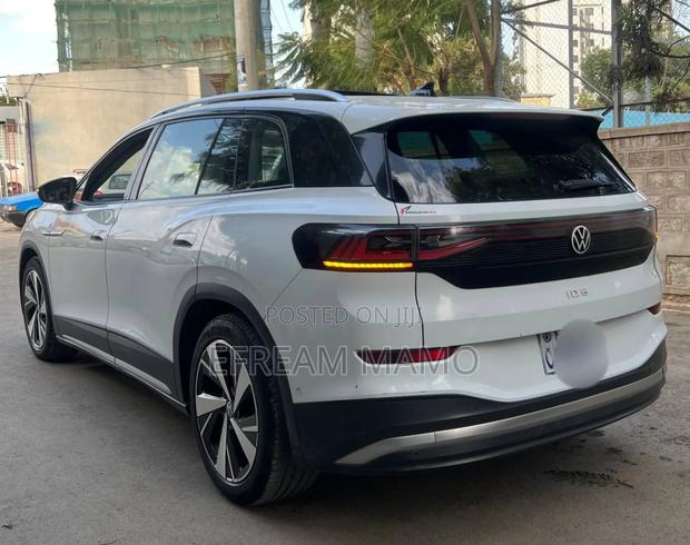 Volkswagen ID.6 2022 White