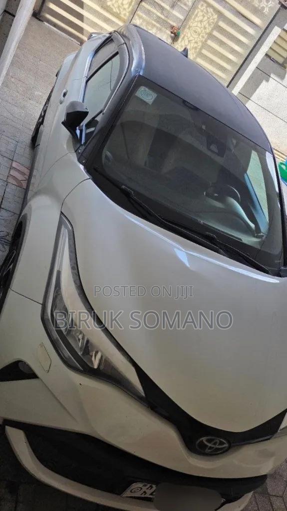 Toyota C-HR 2020 Off white