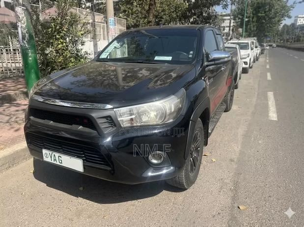 Toyota Hilux Revo Single Cab Deisel 2.8 RWD 2017 Black