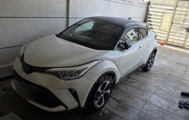 Toyota C-HR 2021 White
