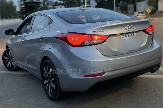 Hyundai Avante 2015 Gray