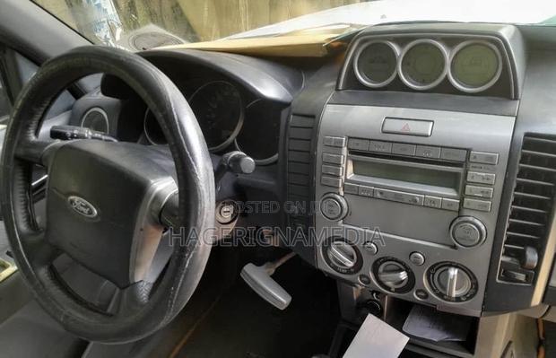 Ford Ranger 2011 White