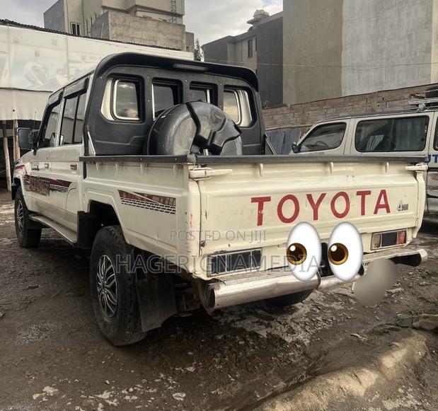 Toyota Land Cruiser 2020 White