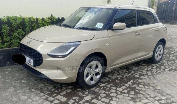 Suzuki Swift 2025 Beige