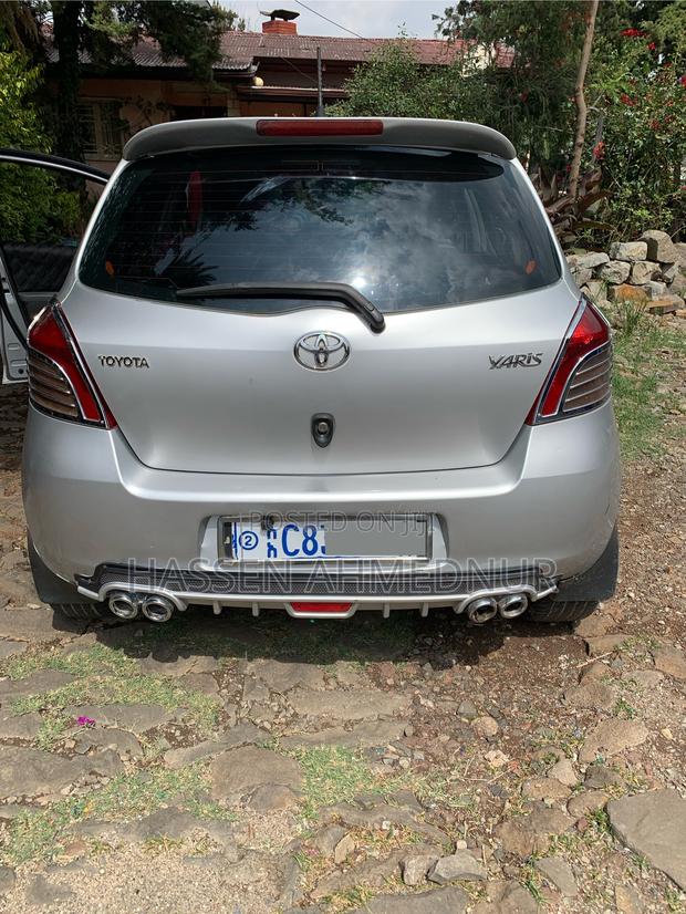 Toyota Yaris 2009 Silver