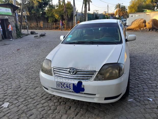 Toyota Corolla 2003 White