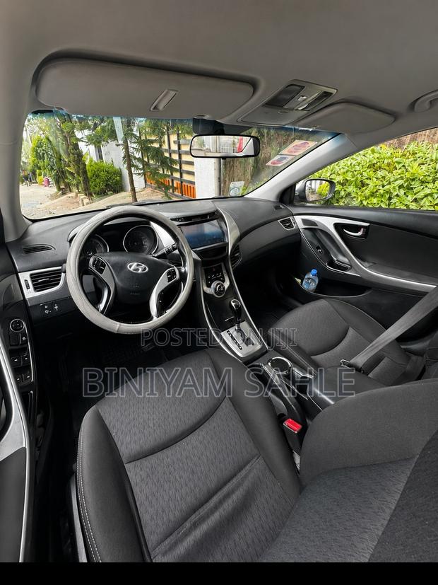 Hyundai Elantra 2013 Silver