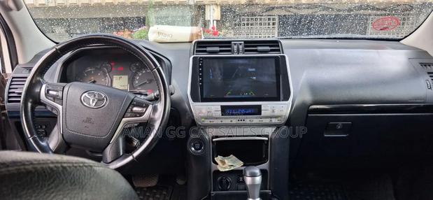 Toyota Land Cruiser 2021 Gold