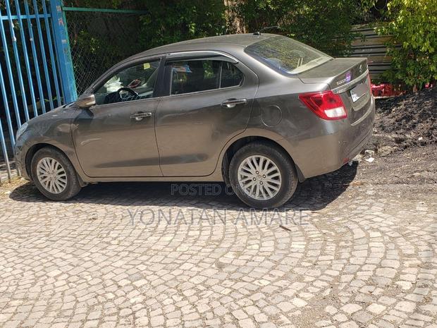 Suzuki Dzire 2022 Gray