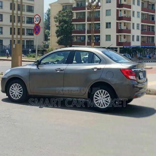 Suzuki Dzire 2022 Gray