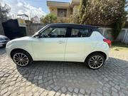 Suzuki Swift 2022 White for sale