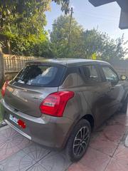 Suzuki Swift 2022 Brown for sale