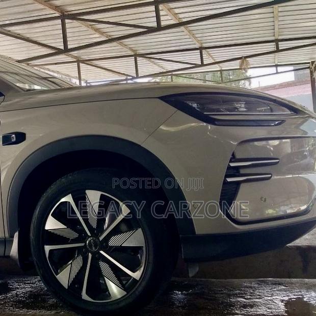 BYD Song Plus 2021 White