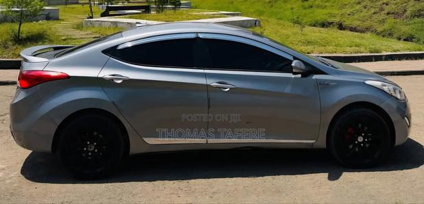 Hyundai Avante 2013 Gray