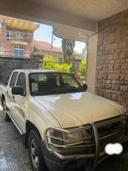 Toyota Hilux 2003 White for sale