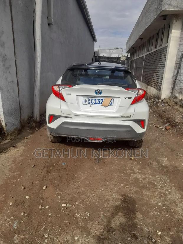 Toyota C-HR 2023 White