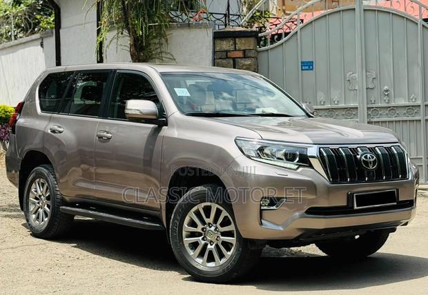 Toyota Land Cruiser Prado 2.8 2021