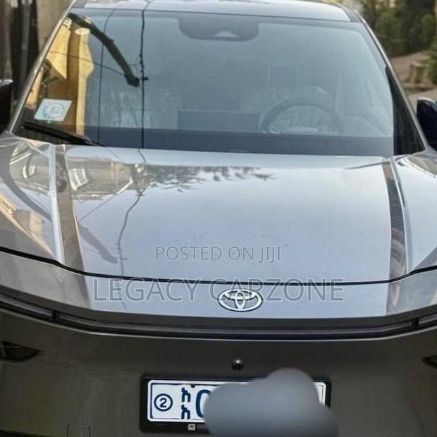 Toyota bZ3 2025 Gray