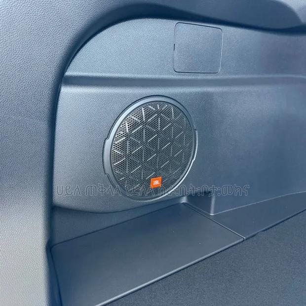 New Toyota RAV4 Hybrid 2025 Green