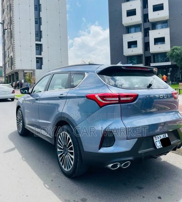 Jetour X70 1.5 7-Seater FWD 2022 Blue